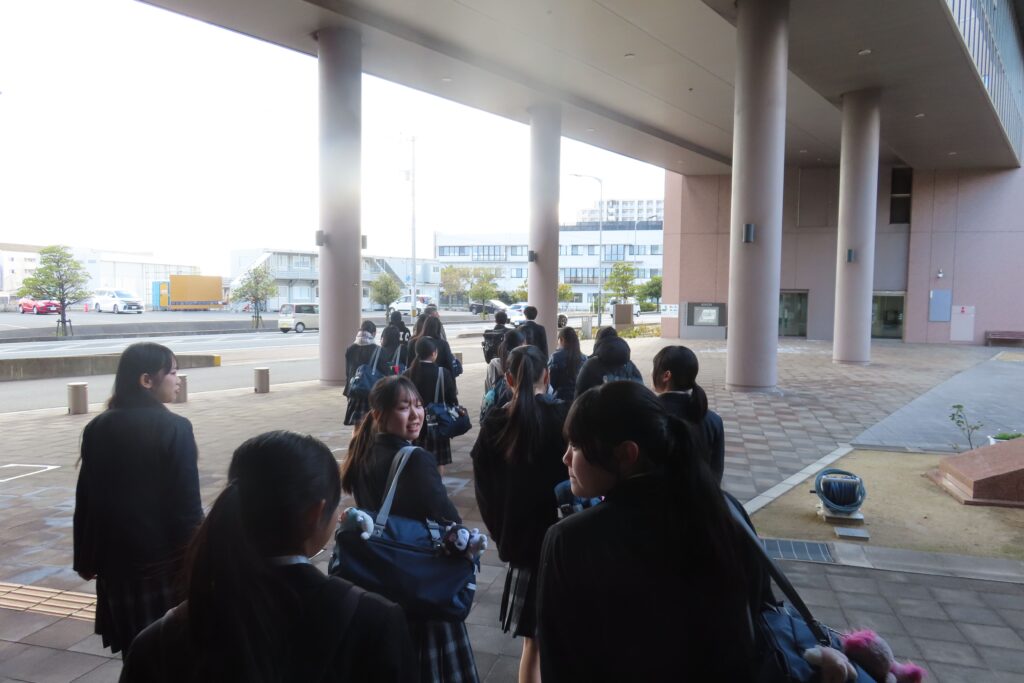 【２年生】福山市立大学訪問