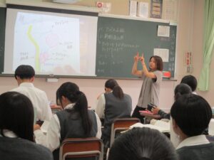 五感で楽しむ世界への旅！〜『地理探究』の授業〜　ワタ坊の授業日記vol.3