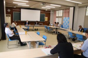 未来へ加速！第1回学校運営協議会を開催しました