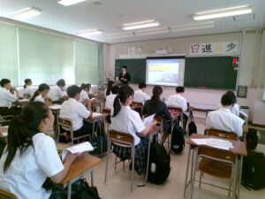 夏！！「オープンキャンパス」参加に向けた進路LHR