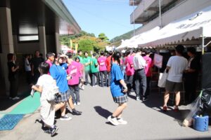 【いろは祭_文化の部_２日目】笑顔と熱気が咲き誇る！展示＆模擬店で大賑わいの一日！