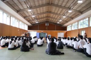 感動と熱意を力に！「主人虹」として未来へ踏み出す学年集会